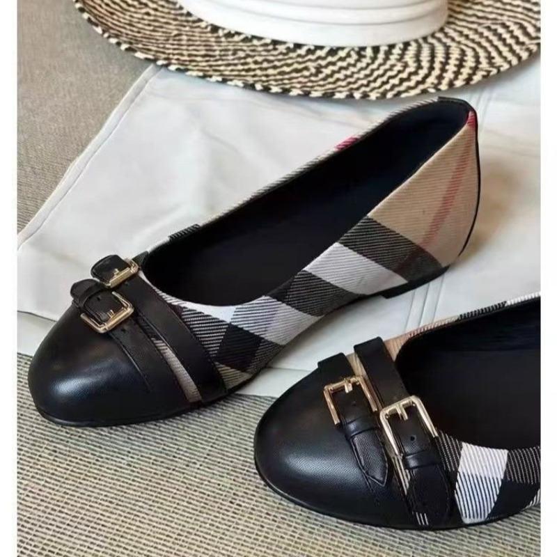 Womens Heels - Chaussures plates à bout rond et