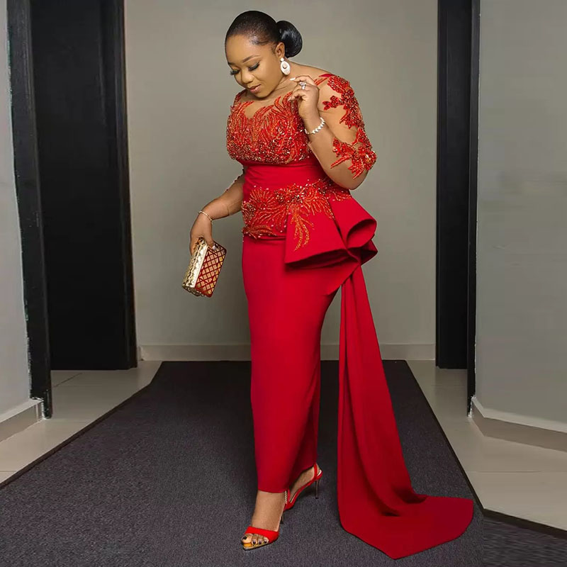 Women'S Red Formal Wear - Robe de bal rouge en dentelle