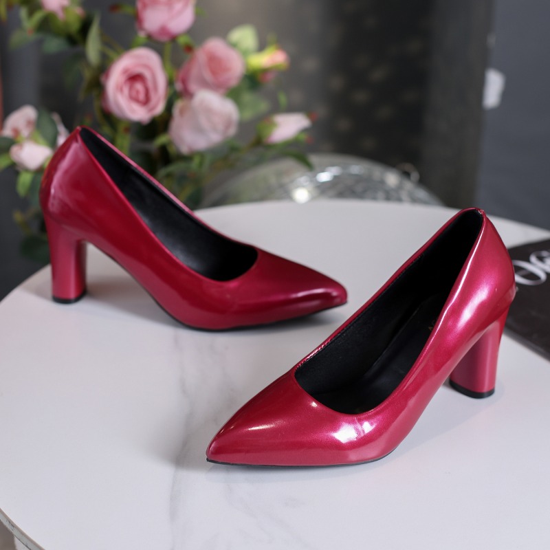 Escarpins en cuir verni grande - Pump Heel Block avis et prix