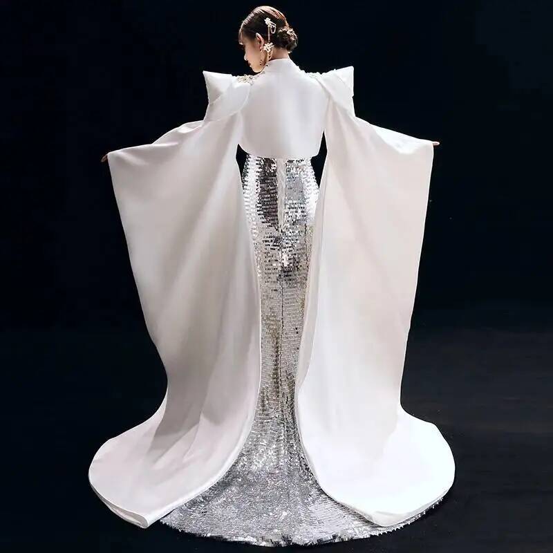La robe formelle de l'hôte est - Evening Gown avis et prix